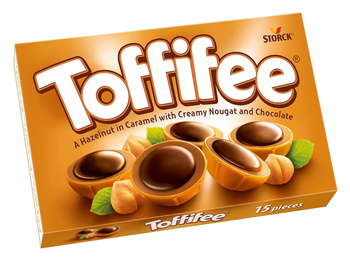 Bombonierka Toffife 125g Orzech laskowy w karmelu (15)