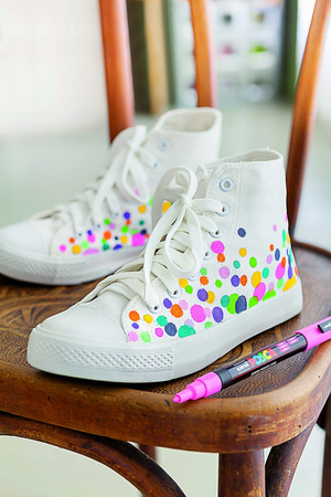 Markery z farbą plakatową Uni POSCA PCF-350 10 kolorów