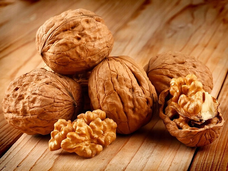 Orzechy włoskie Bakalland 200g