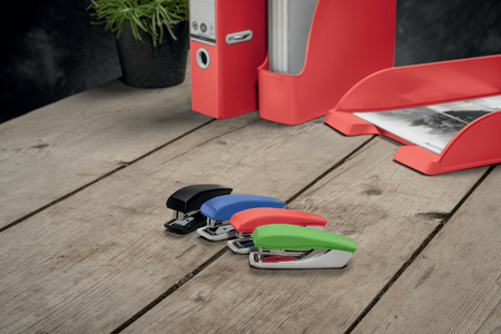 Zszywacz Leitz Nexxt Recycle 5617 czerwony