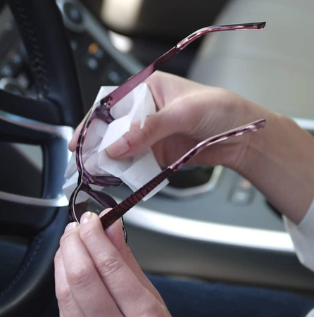 Zestaw do czyszczenia okularów i wyświetlaczy ZEISS, ściereczka z mikrofibry + spray czyszczący