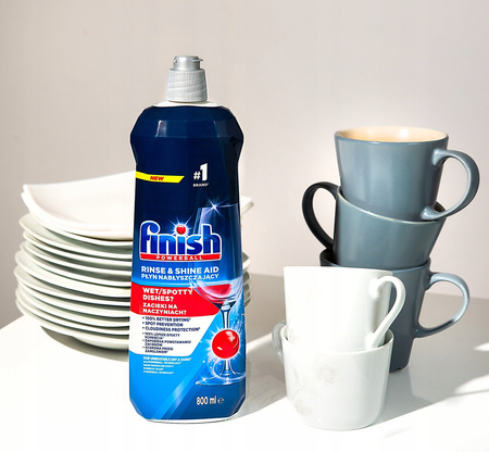Płyn nabłyszczający do zmywarki Finish 800ml Regular